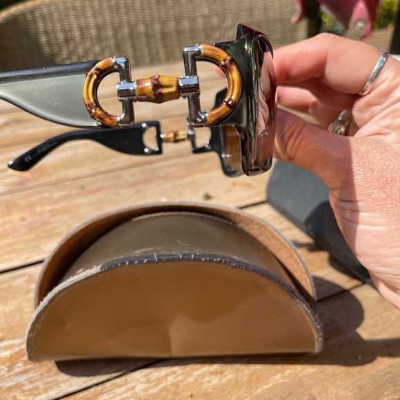 Gucci sunglasses - Picture 2 of 4